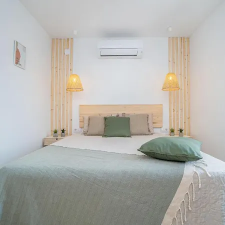 Holiday home 405-casa Al Canal Con Amarre *
