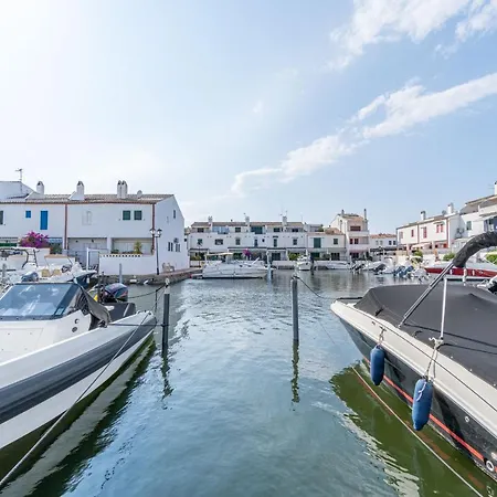 Holiday home 405-casa Al Canal Con Amarre